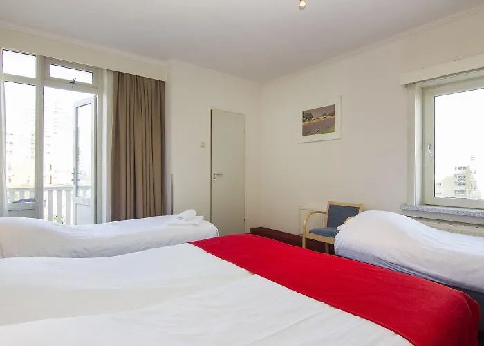 凯乌尔酒店 3* 赞德沃特